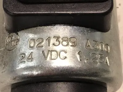 USED REXROTH 4WE6J62/EG24N9K4