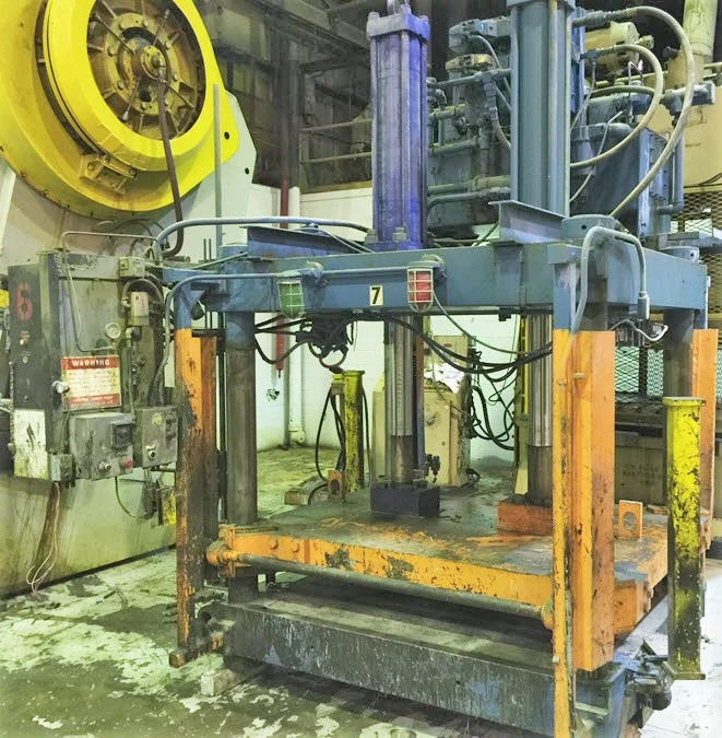 Used ADAMSON UNITED ADAMSON UNITED 4-COLUMN PRESS Hydraulic Presses | Alma Machinery #899254