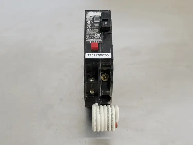 Used SIEMENS BE115 Switchgears British Columbia CA | Lenmark #241964