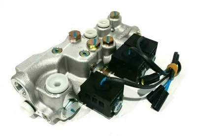 NEW DOOSAN K1047557 SOLENOID VALVE