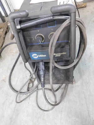 Used _UNKNOWN_ _UNKNOWN_ Mig Welders Indiana US | Thompson Auctioneers #1322667