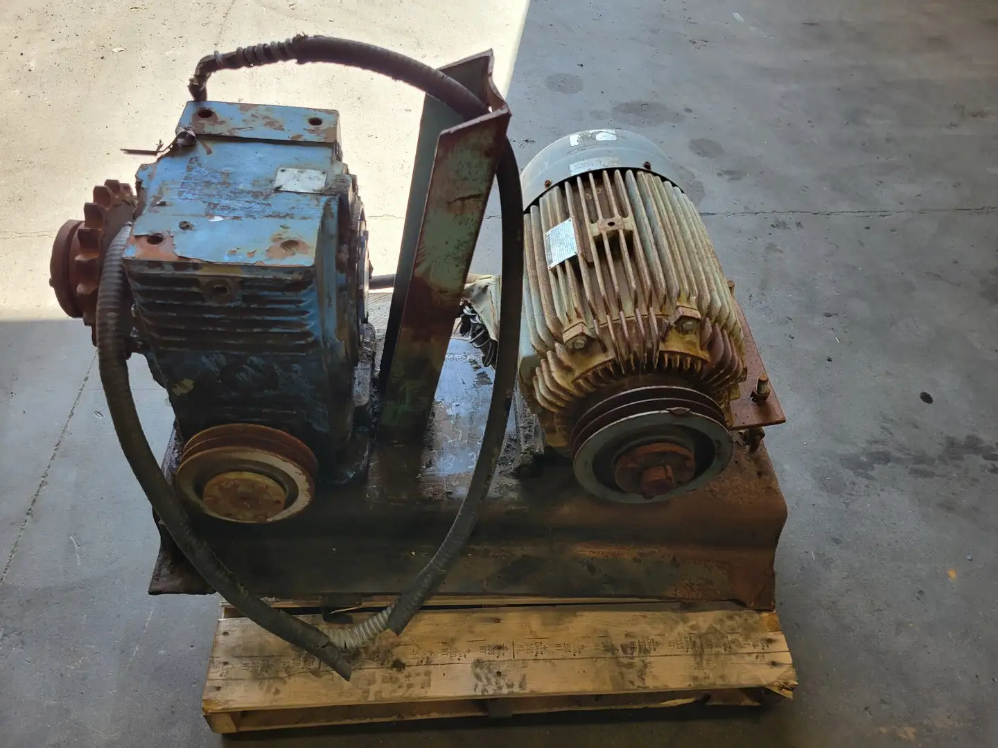 Used GENERAL ELECTRIC 5KE256BC205 Gearboxes British Columbia CA | Lenmark #1439948