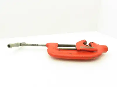 Ridgid 4-S Heavy Duty Pipe Cutter 2"-4" Capacity Accepts Extension for 2 Man Use