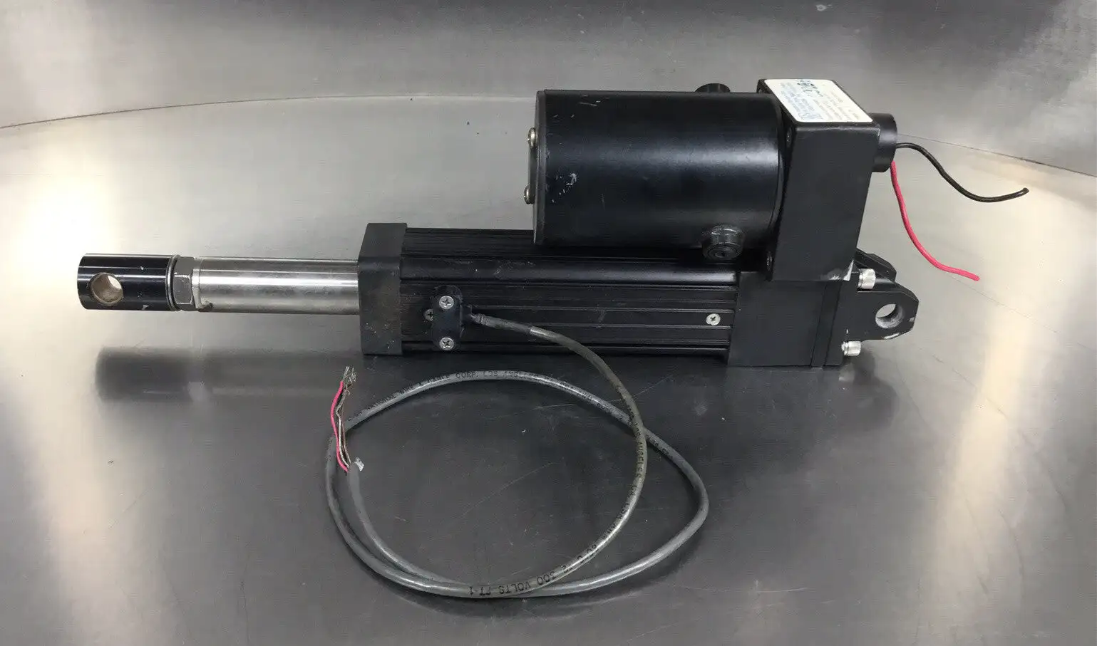 Used INDUSTRIAL DEVICES ND208A-4-MP2-FE2-L Linear Actuators South Carolina US | Palmetto Automation #1157891