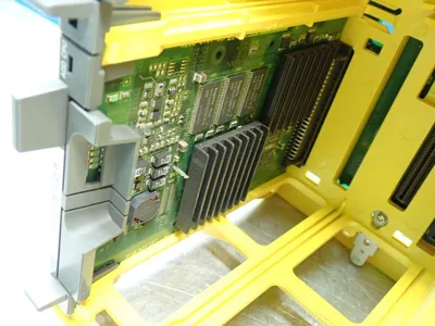 Used FANUC A05B2500C001 PLC Chassis Ohio US | HGR 24 #1007038