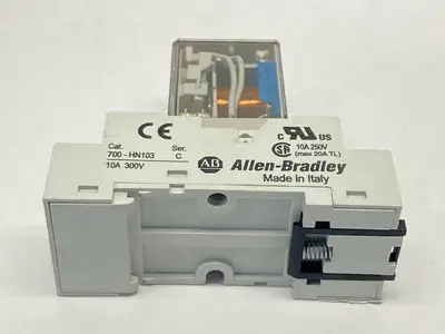USED ALLEN-BRADLEY SER D ICE CUBE RELAY 24VDC W/ 700-HN103 SER C BASE