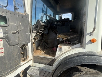 Used 2002 MACK MR690S Garbage trucks Arizona US | Proxy Equipment #1470261