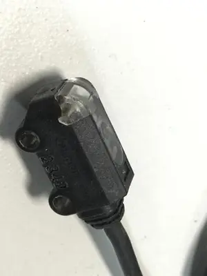USED OMRON E3T-ST11