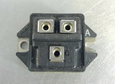 Toshiba - MG50Q1BS11 - Transistor 4D8