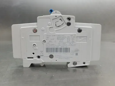 Allen-Bradley 1489-M1C150 Ser D Circuit Breaker, 15A. 4C-13