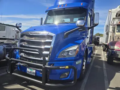 Used 2019 FREIGHTLINER CASCADIA 126 Conventional trucks California US | Ben Kaplan Equipment #1414118