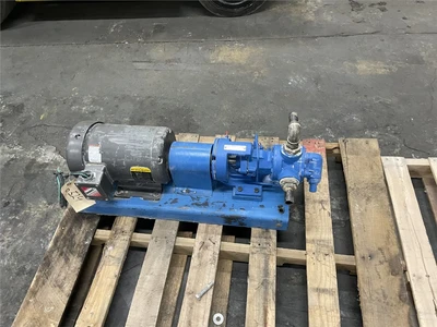 2 HP Viking Internal Gear Pump, Model HL4124A