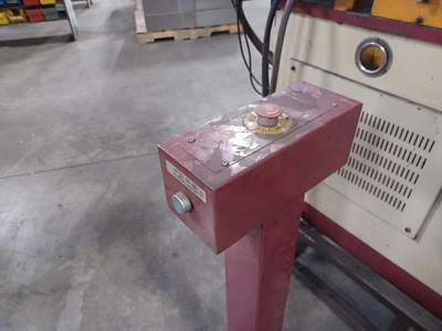 USED 2001 YLM CR 38A