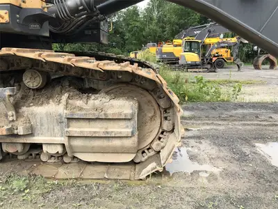 Used 2011 VOLVO EC700CL Crawler Excavators | Abele Tractor #1342879