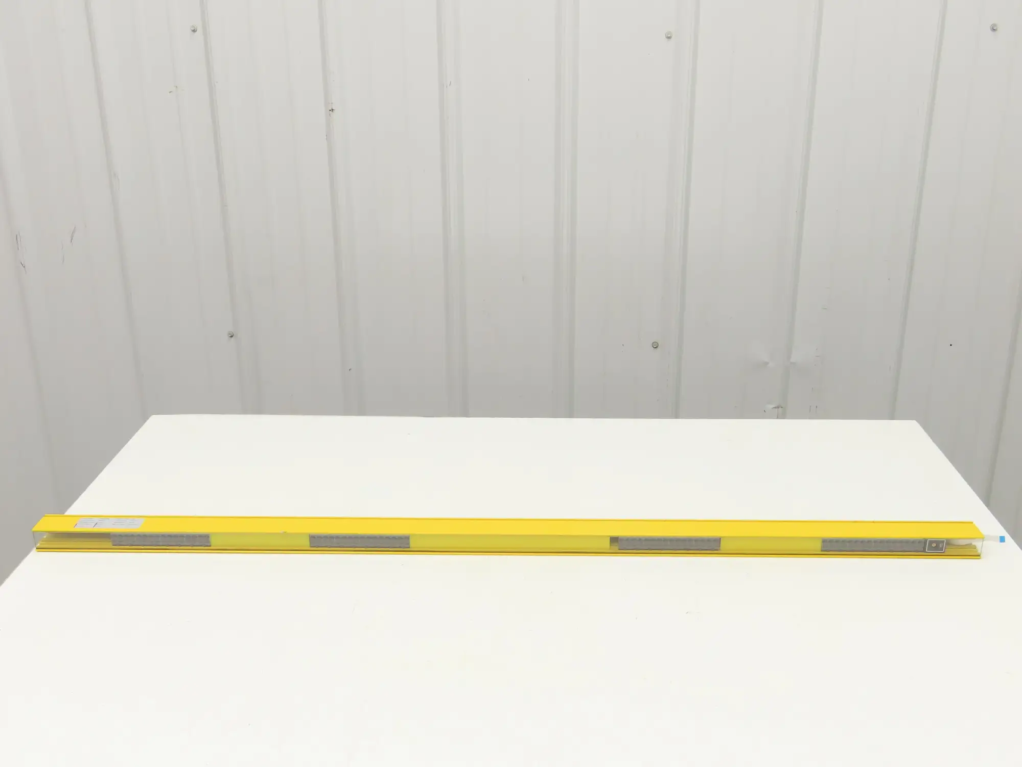 Allen Bradley 445L-R4S4120YD Guardshield Light Curtain Safe4 Receiver Parts Only