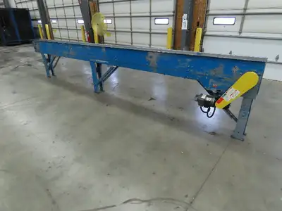 New London Engineering 8"x 20' Plastic Roller Belt Accumulating Conveyor 30 FPM