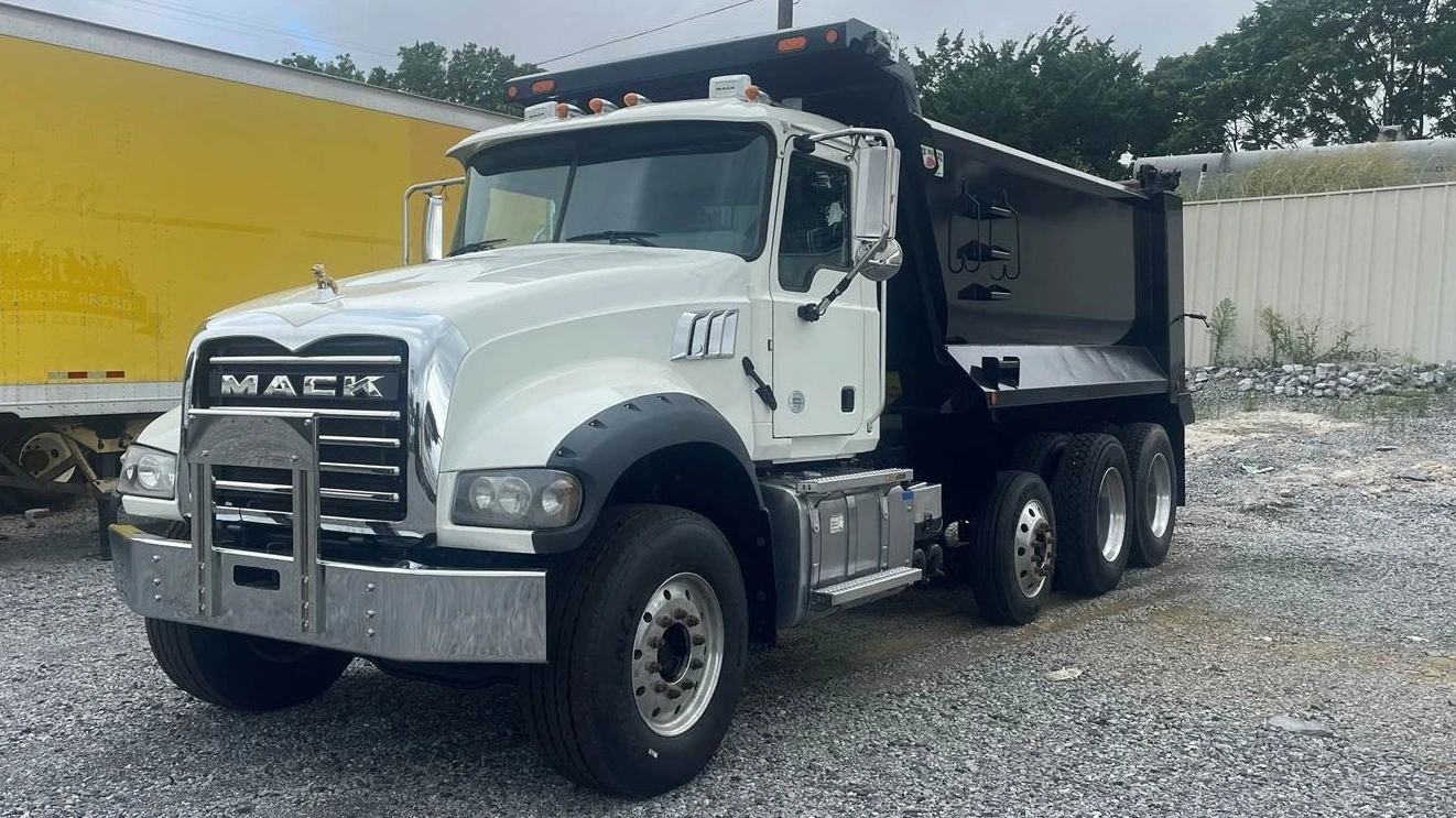 USED 2021 Mack Granite 64FR