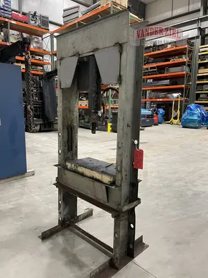 Used CAROLINA CBP 1200 H-Frame Presses Michigan US | Vander Ziel Machinery Sales #480493