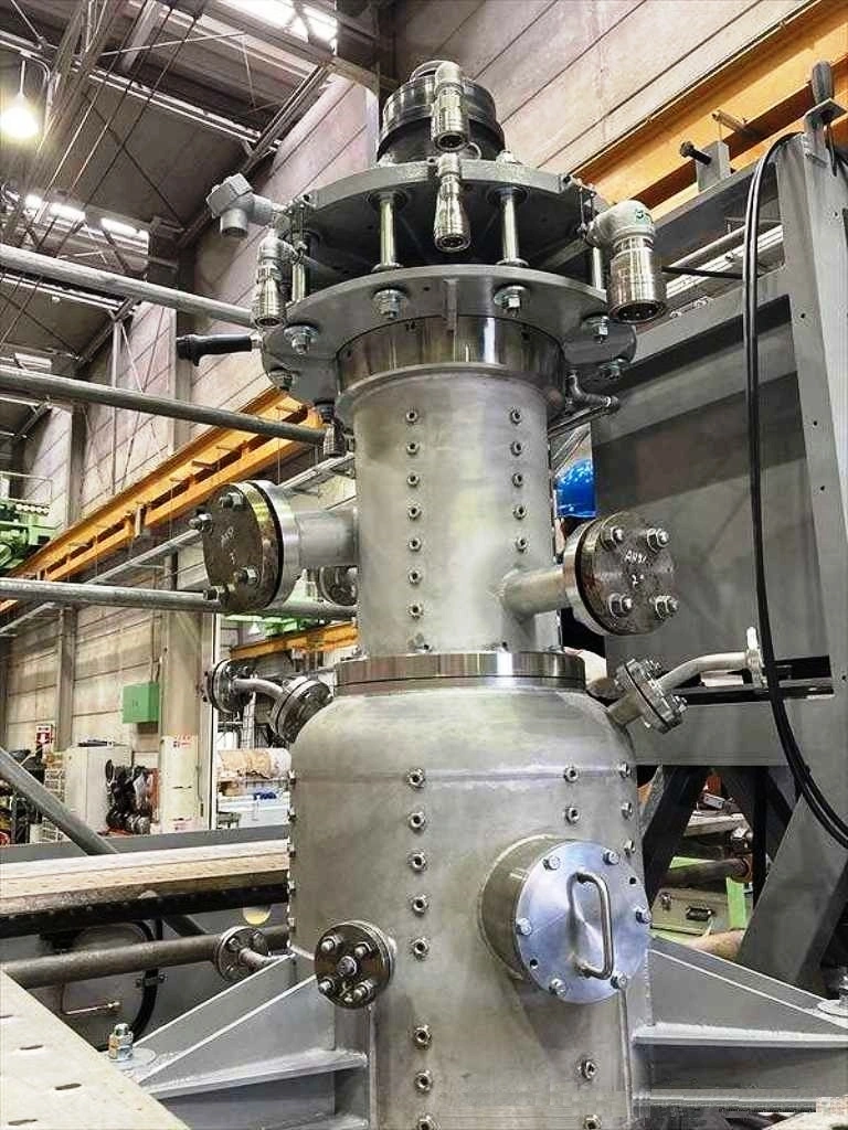 Tomoe TRV085HT vertical gas-tight decanter centrifuge, 316SS.
