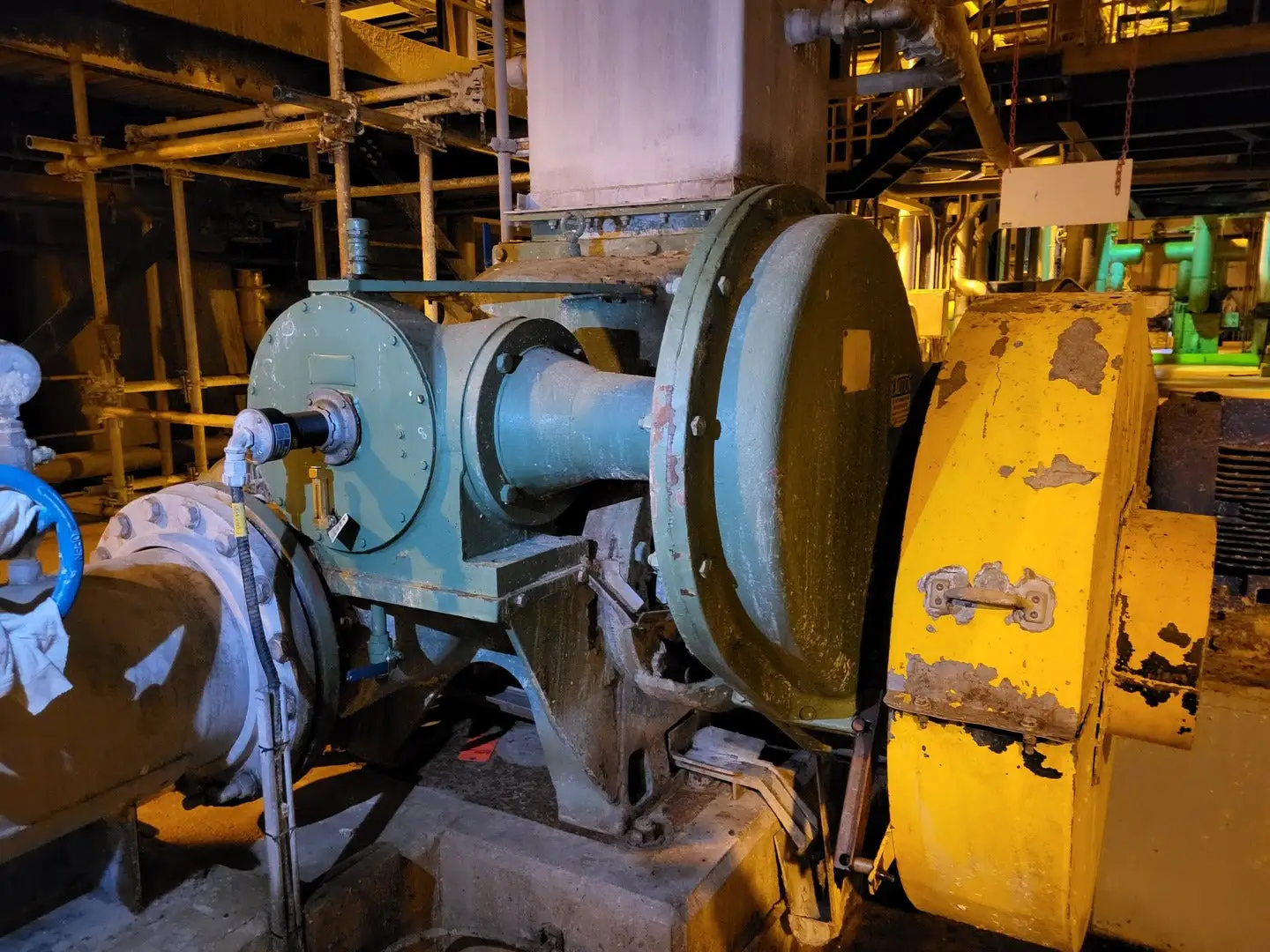Clove-Rotor Thick Stock Pump w/ 200HP, 575V, 1185RPM Electric Motor