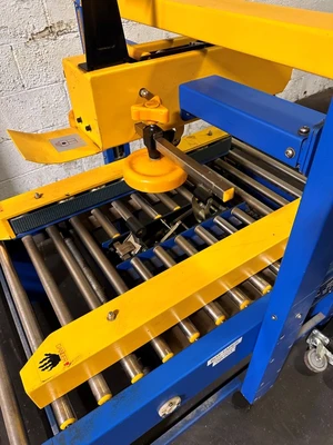 SHANGHAI SD-6050 CARTON SEALER