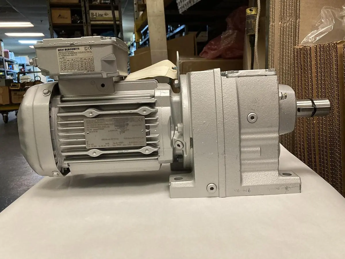 New | in-Stock SEW-EURODRIVE R47 DRN100LM4 Gearmotors | Surplus Asset Holdings #1227078