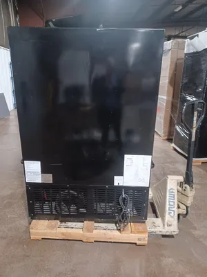 Hussmann MD4060DA- 2 Door - 41" Refrigerated Self-Contained, Merchandiser