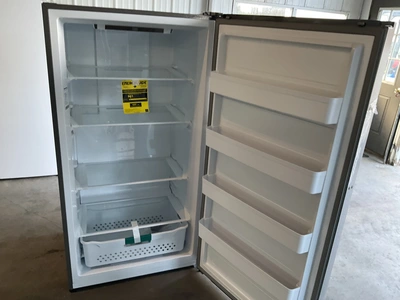 Used HISENSE HFU171N1AVE Freezers Michigan US | Miedema Asset Management Group #1769132
