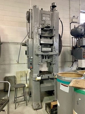 Used _UNKNOWN_ 90-250 Knuckle Joint Presses New Jersey US | National Machinery Exchange #1498944