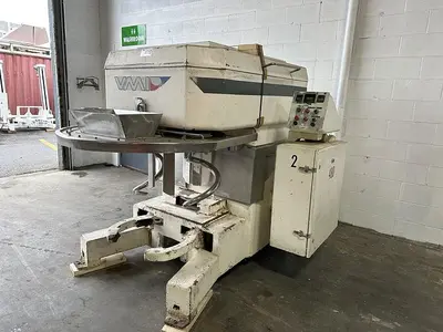 USED 1994 VMI SPI400DAVI