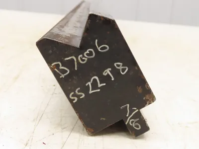 Press Brake Die 36-1/2" Long 90° V 1/2" Tang 1-31/32" W 2-3/4" H 1-1/8"x9/16" V