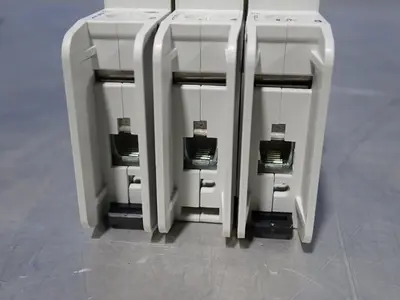 New | in-Stock EATON FAZD6/3DU Circuit Breakers | HGR 24 #731933