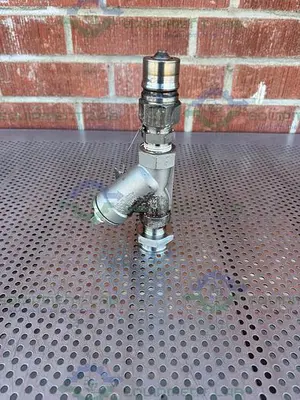 USED SPIRAX SARCO ANSI 600 A351 CF3M STEEL STRAINER W/ 1" SANITARY TO QUICK CONNECT