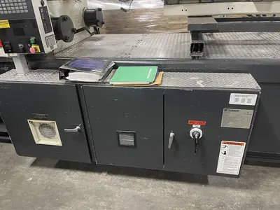 USED 2002 MILACRON M T 310-22