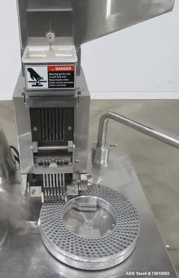 Semi-Automatic Capsule Filling Machine, Up to 25,000 Capsules/Hour