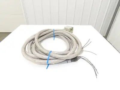 Lapp ILME 601634 Multi-Conductor 16AWG 34 Conductor 30' Cable 600V W/32 Pin Plug