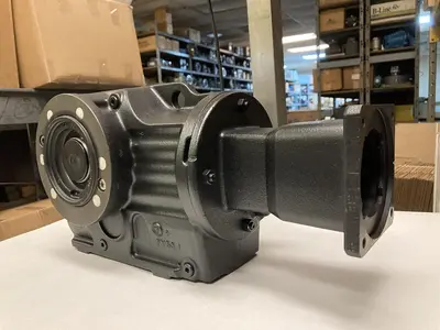 New | in-Stock SEW-EURODRIVE KA257 AOA115/3 Speed Reducers | Surplus Asset Holdings #1205391