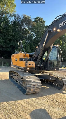 Used 2025 HYUNDAI HX220AL Crawler Excavators North Carolina US | National Equipment Dealers #1422275