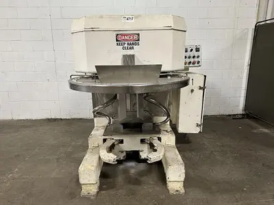USED 1993 VMI SPI400DAVI