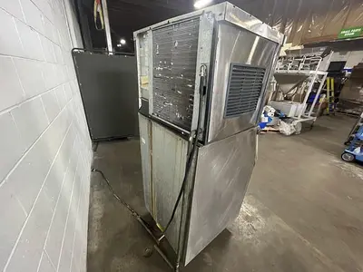 USED SCOTSMAN (BIN)/ARI (COMPRESSOR) C0530MA-1A (COMPRESSOR)/BH550S-C (BIN)