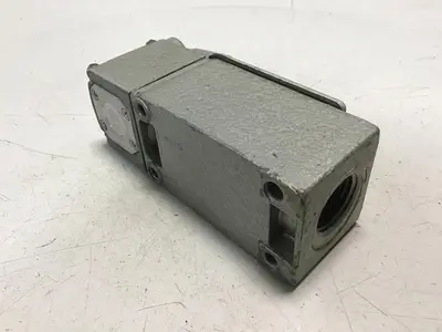 USED TELEMECANIQUE C2JK05