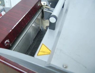 142-0699 JAC SFN450 / 12 Self-Serve Bread Slicer