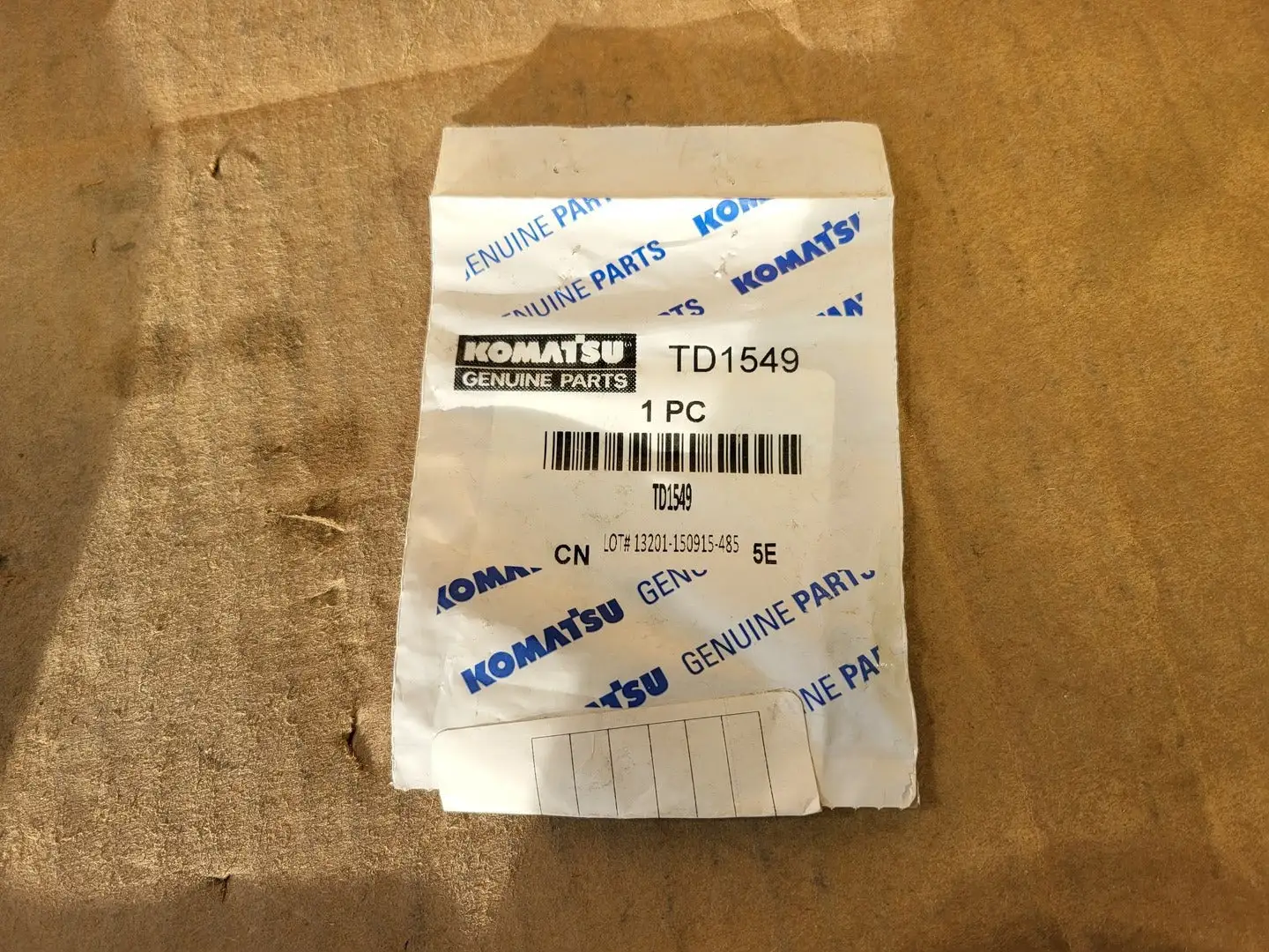 NEW KOMATSU TD1549