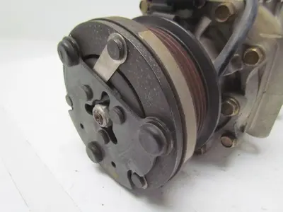 Ford X54H-19D629-AD RFX54H-190647-AB A/C compressor w/cluch