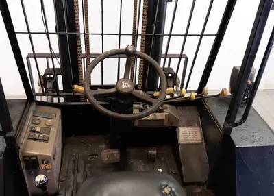 USED 2009 JCB 930