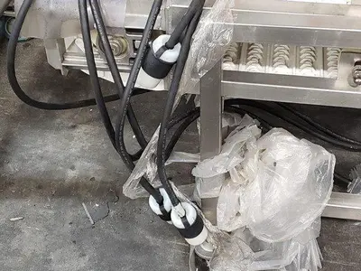 9' High Z-Style Incline Conveyor