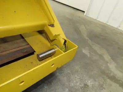 Knight FLT5257 Pneumatic Lift Tilt Table Tote Tipper 4000lb 30° Degree 57x52"