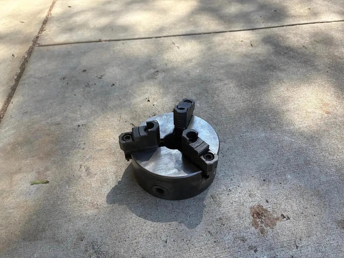 PHASE 2,  6 1/2 " 3-Jaw Chuck 1 1/2" Hole Self Centering Jaws