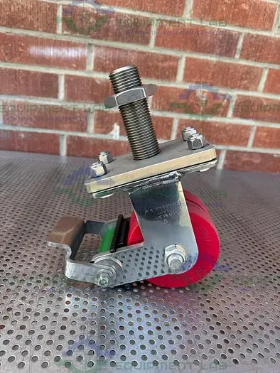 Used ALBION DUAL TECH 5" INDUSTRIAL CASTER W/ THREADED FITTING, 6" X 4.5" PLATFORM Reactors | Equipment Lab #486609