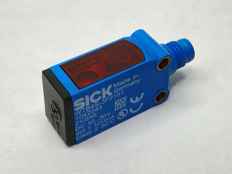 Used SICK PHOTOELECTRIC PROXIMITY SENSOR BACKGROUND SUPPRESSION Photoelectric Sensors | Maverick Industrial Sales #1103243